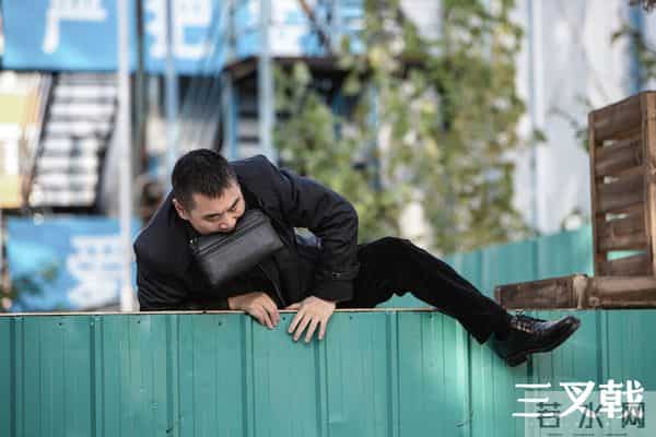 明晚首播！24集大剧《尘封十三载》来袭，这才是观众爱看的刑侦剧