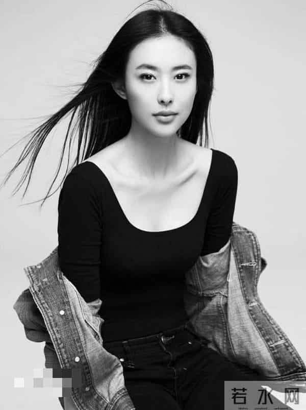 被前任一渣再渣，私密照两次外泄，车模兽兽看男人的眼光太差了