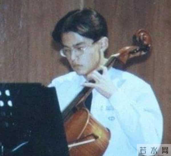 10年前，她自曝16岁被周杰伦“夺初夜”，周杰伦：很瞎很扯