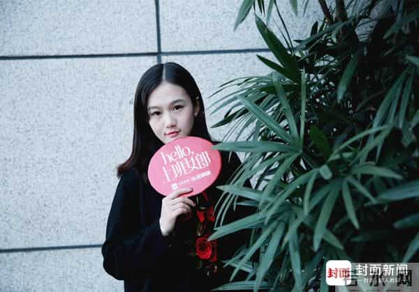 Hello，上班女郎∣优雅OL风，撑起岁末大场合