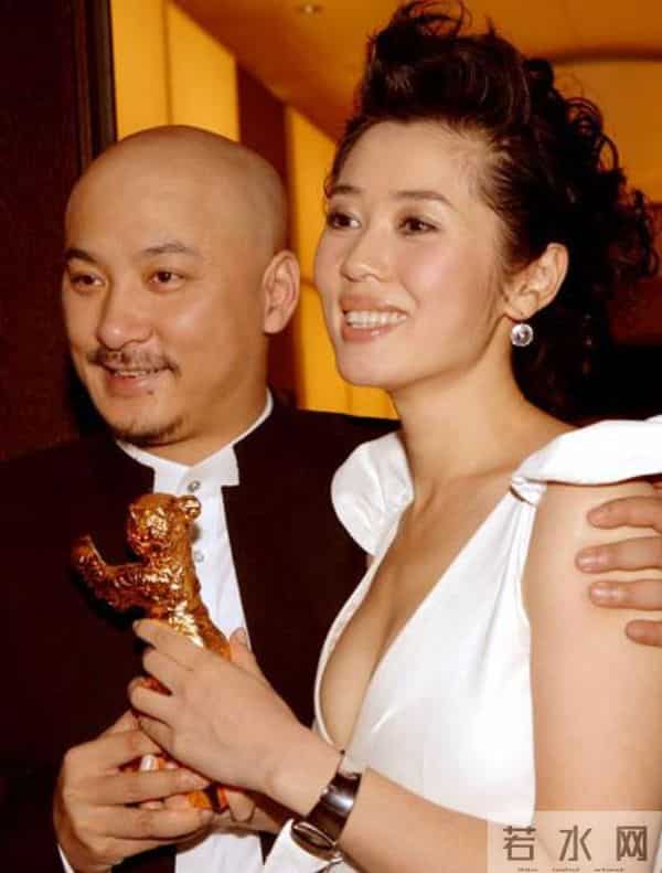 表面好男人、爱老婆,背地里嫖娼身败名裂,这8位男明星再难翻身