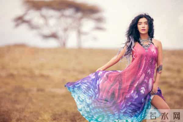 江映蓉《So hot》花絮版MV上线 新唱片完美收官