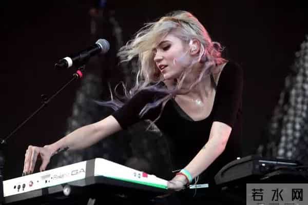 CR特别企划｜偶像不插电，非凡音乐与最美时装的碰撞