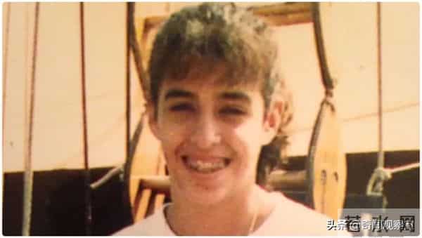 15岁女孩遭遇险境,最终实现完美自救,让潜藏多年的真凶原形毕露