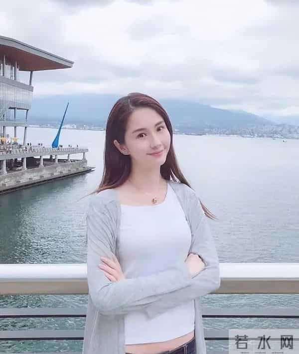 叛逆少女蓝燕:一纸三级合约铸就东方第一3D女神传奇?