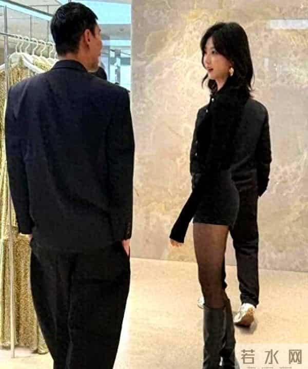 孙千性感黑丝长腿!商场生图美到让人挪不开眼?