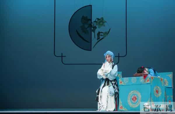 舞美师吴放:如何以当代审美表达古典戏曲内核