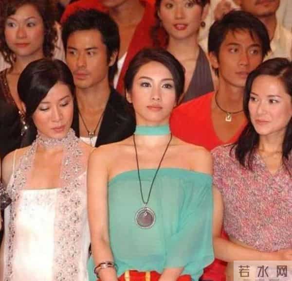 那些年，TVB颁奖礼场场都是神仙打架，哪像如今的“万千星灰”