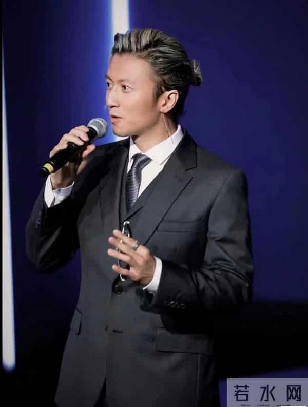 谢霆锋的大儿子获澳大利亚音乐学院录取,主修音乐将继承父亲衣钵