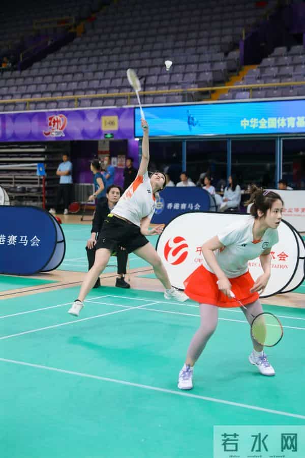 职羽锋芒 闪耀京城 中华全国体育基金会-香港赛马会助力“劳动者杯”中国职工羽毛球系列赛北京收拍