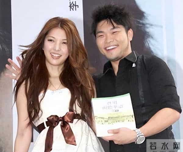 知名歌手宣布放弃生育！不认为有娃才幸福，妻子曾为怀孕吃尽苦头