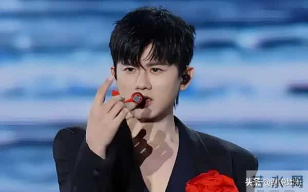 靠谢娜在娱乐圈中站稳脚，如今谢娜“落魄”，张杰的尺度越来越大