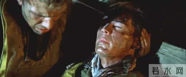 片方失利，高管辞职，18年前投资1.4亿的大片《珍珠港》差在哪？