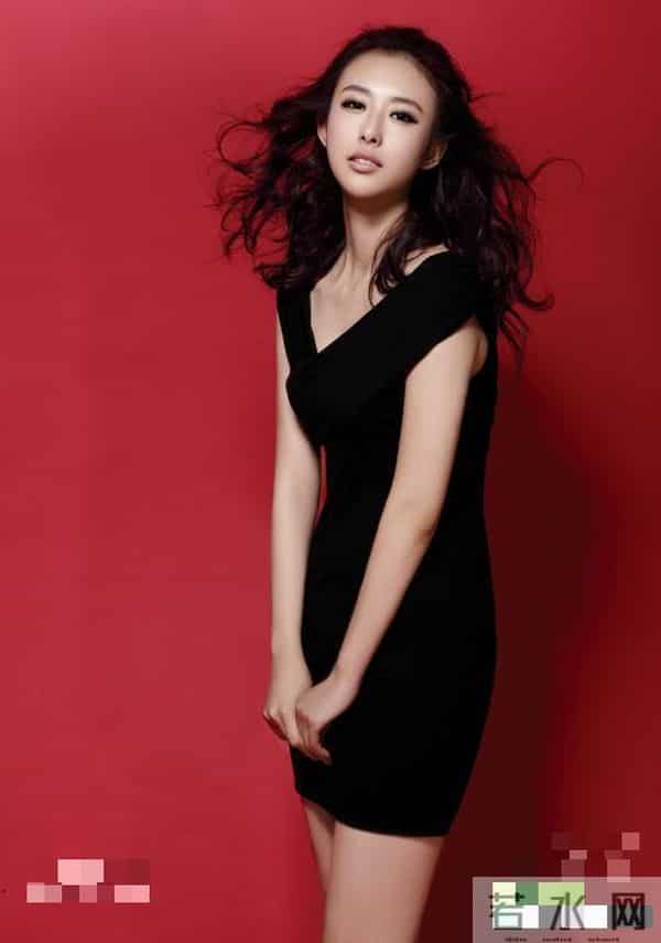 被前任一渣再渣，私密照两次外泄，车模兽兽看男人的眼光太差了