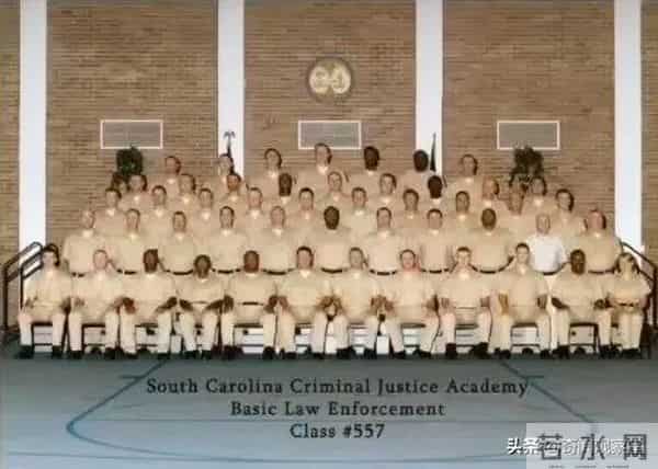 15岁女孩遭遇险境,最终实现完美自救,让潜藏多年的真凶原形毕露