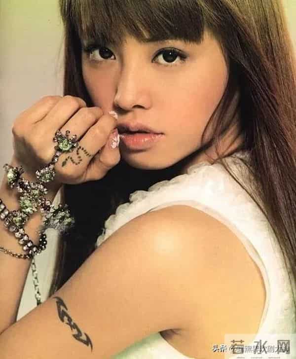 中日韩知名女星的纹身那个好看？有纹在很私密的地方你看过吗？