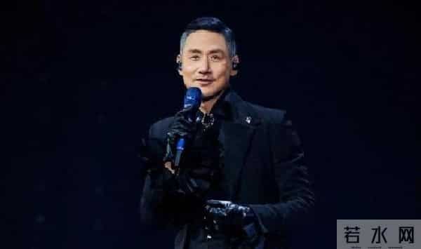 香港著名天王被指骤然衰老,鬓发皆花白,面容憔悴仍然开演唱会