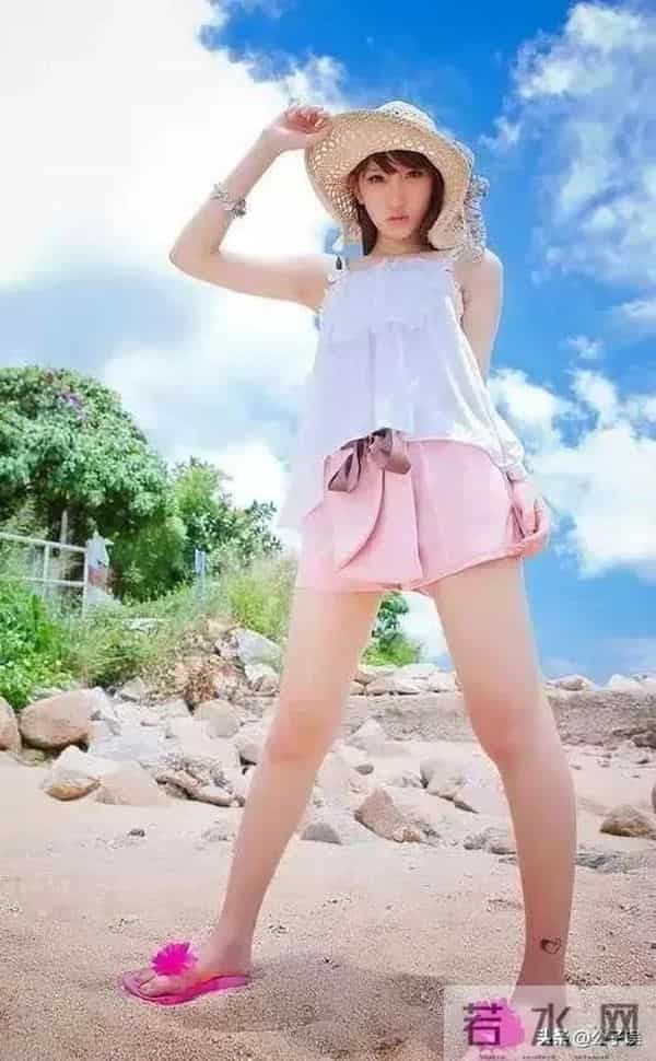 她自曝被陈冠希夺走初夜！一张艳照，彻底撕下了谢芷蕙的遮羞布