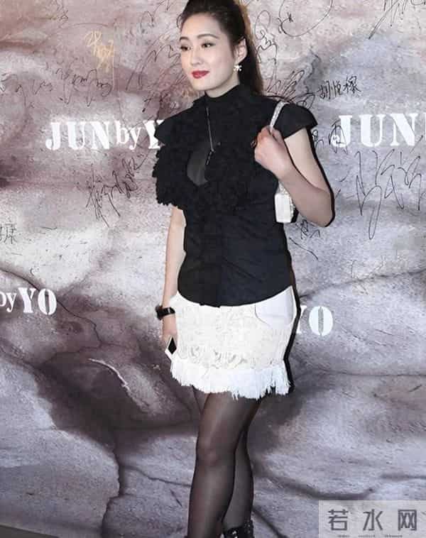 被老外骗财又骗色,反手就嫁北京亿万富豪,如今无儿无女也很受宠