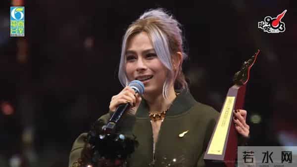 李幸倪来港追梦坚持唱粤语歌,首夺女金奖感触爆哭,曾患抑郁