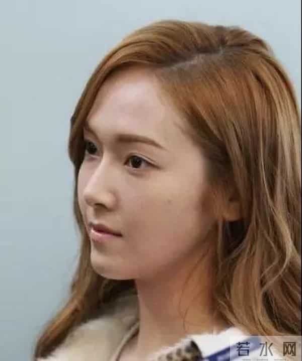 爱豆郑秀妍这么忙 居然还隐藏了一重身份?Ins上传疯传!