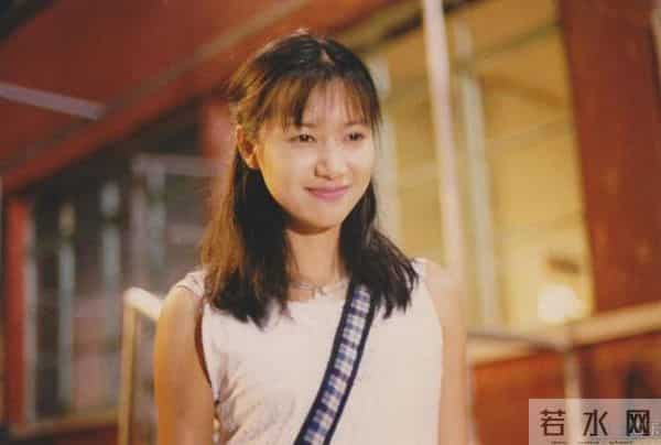 “京圈魔女”徐静蕾,养王朔,捧吴亦凡,谈代孕,47岁还未婚