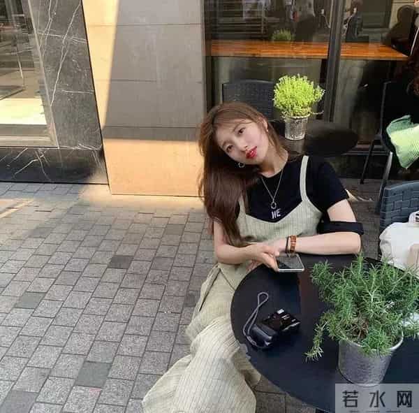 出道9年，25岁秀智成250亿韩剧女主，但生活才是她最好的事业