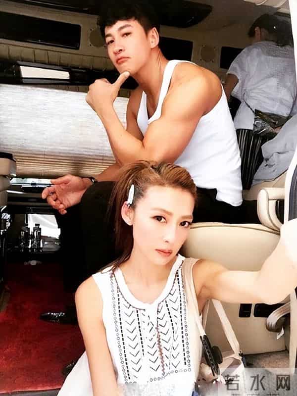 何润东：三次表白孙俪被拒，41岁娶柜姐为妻，恩爱多年无子也幸福