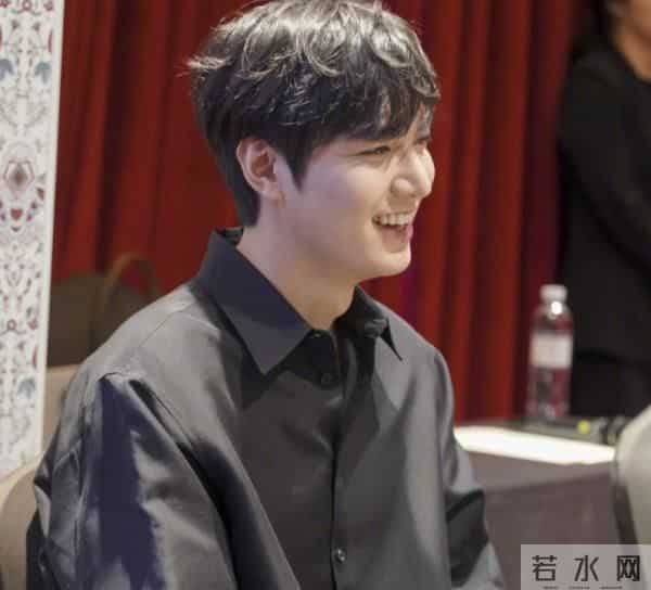 有种“整容”叫李敏镐减肥,32岁瘦回颜值巅峰,比以前还要更迷人