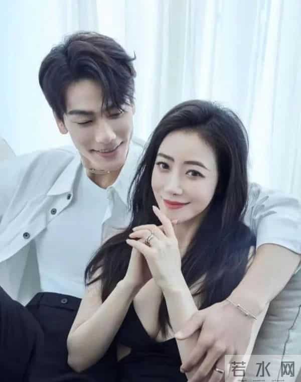 “艳照事件”17年后，她再度翻红，网友：幸好我没有骂过她