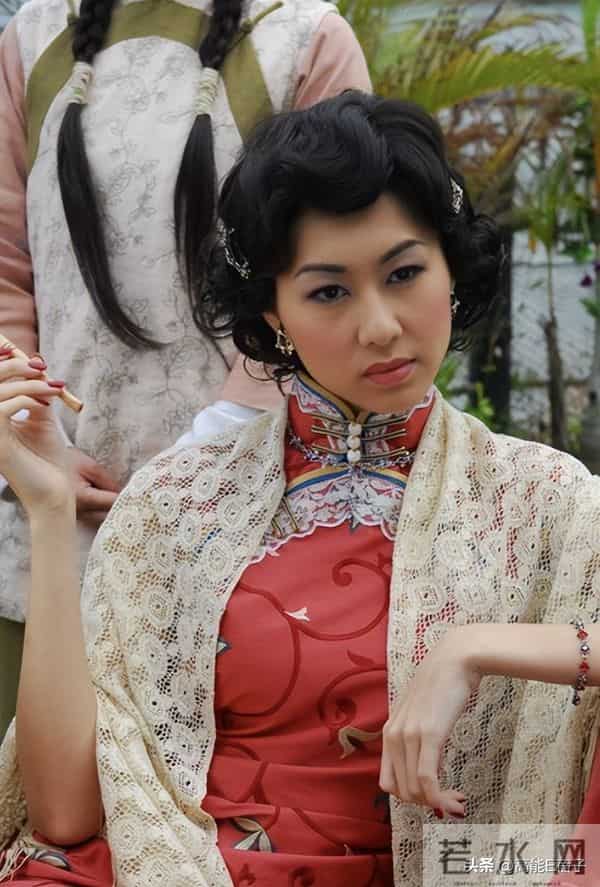 中秋官宣结婚！TVB视后胡定欣甜嫁医生男友，说“天公对我真好”