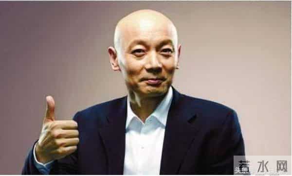 从不坐飞机的鹿晗春节却陪关晓彤飞去日本！明星靠啥克服飞行恐惧