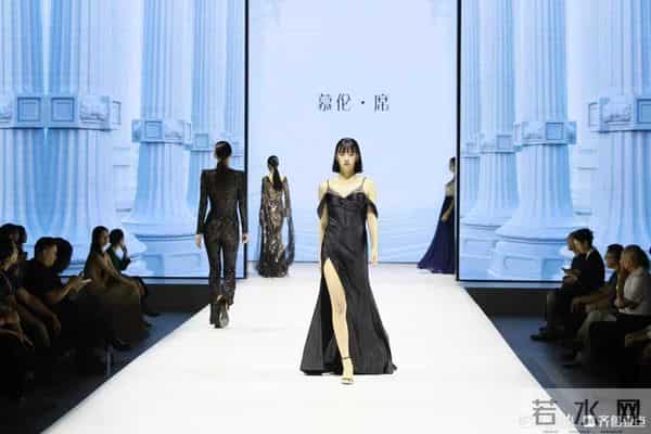 超模来了!2025英模中国超模大赛山东赛区总决赛暨2025昕薇“中国女孩”大赛山东赛区总决赛在山东服装职业学院举行