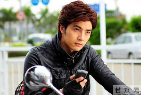 贺军翔突然宣布结婚，自曝女儿已4个月大！网友：我的童年男神啊