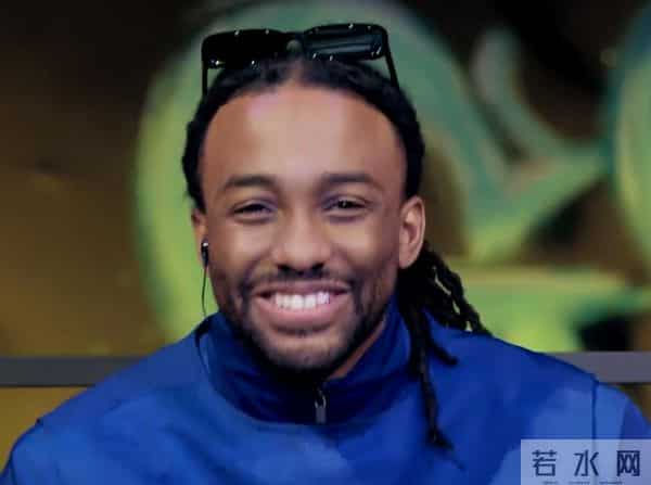 《街舞4》滤镜过厚堪比古偶,黑人舞者肤色都变了,队长成包子脸