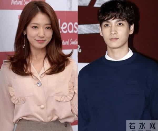 朴信惠今日大婚,婚纱照曝光美如仙子,牵手丈夫崔泰俊笑容甜蜜