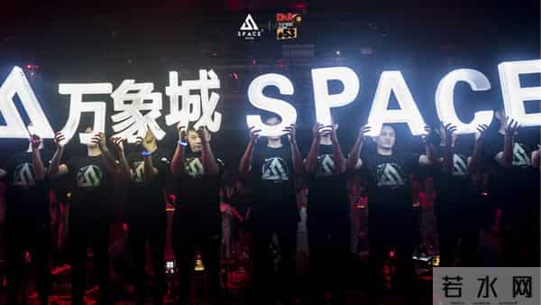 “隐形富婆”阿兰：手戴亿万天珠，21岁打败王菲，在日本比肩成龙