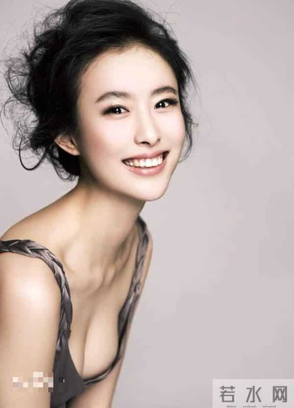 被前任一渣再渣，私密照两次外泄，车模兽兽看男人的眼光太差了