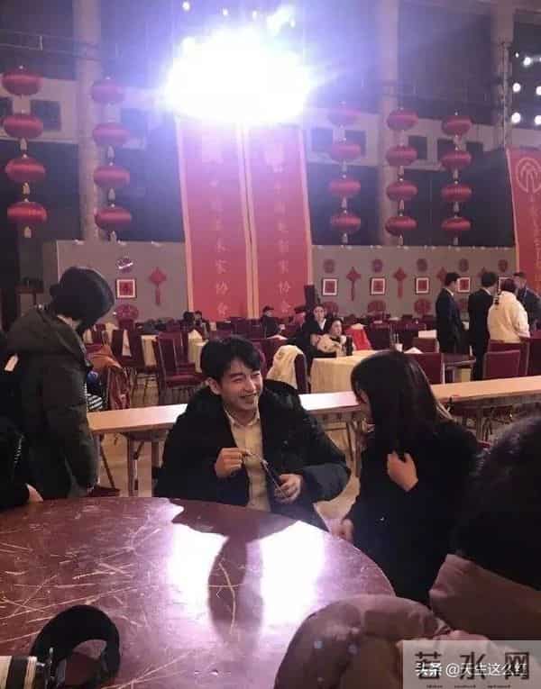 陈晓眼睛里没光了?为啥总有人觉得他跟陈妍希婚姻不幸福?