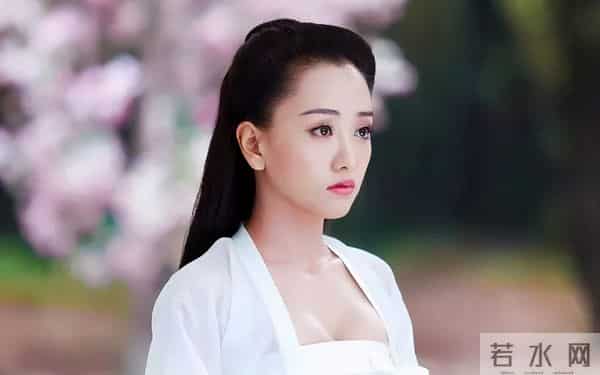 刘晓庆新剧演少女，与小40岁男主处cp，浓妆艳抹“老态”尽显