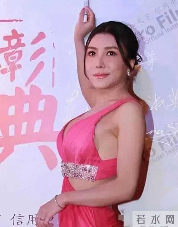 金瓶梅龚玥菲”：身材堪称精品，凹凸有致，火辣爆棚！