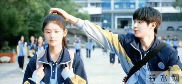 明明同一人,演完《大江大河》演《四喜》,她长大了差点没认出