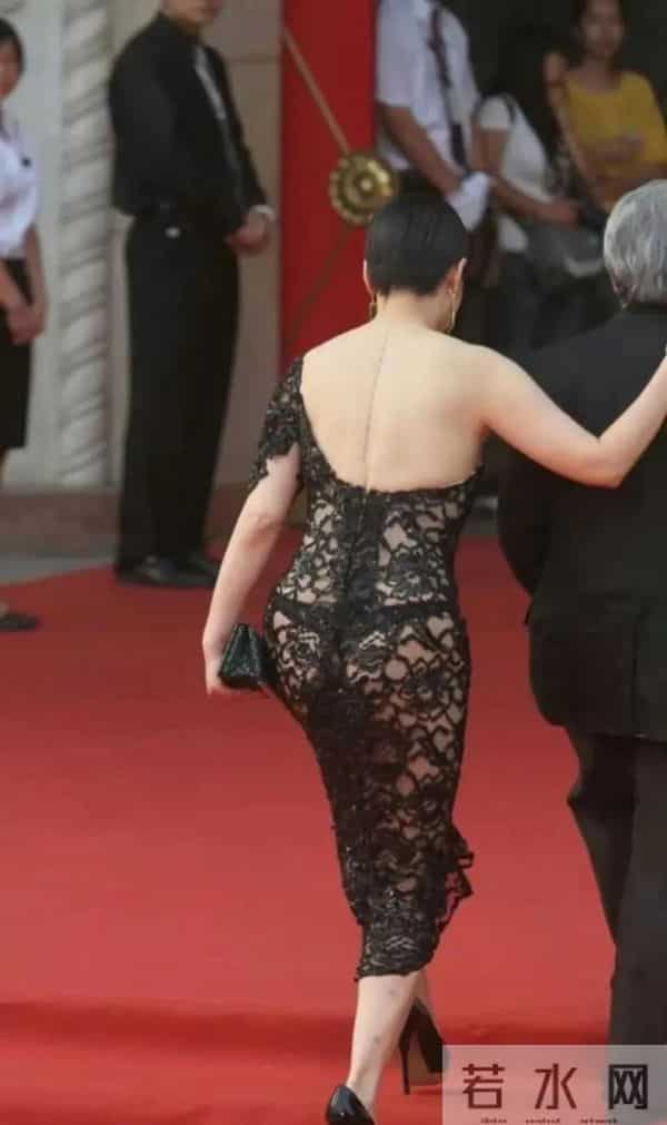 袁立早年红毯透视装事件：意外还是炒作？真相曝光后网友炸锅！