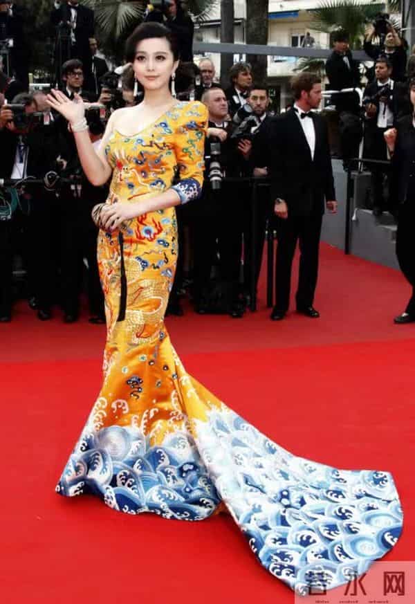 红毯女王范冰冰,戛纳电影节霸气略减,回顾曾经高光时刻
