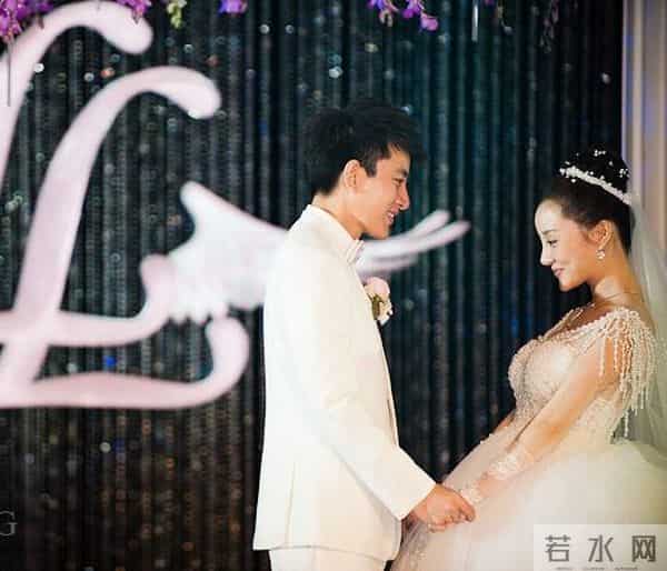 孕肚披婚纱独特风景线，李小璐 孙俪 陈妍希谁是最美大肚新娘？