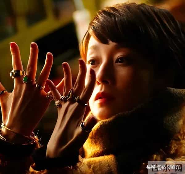 离婚六年后，即将解锁新身份的马伊琍，已经是文章高攀不起的存在