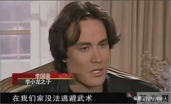 裸身草丛，高台坠落，这7位明星的离世都在告诉我们要珍惜当下