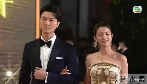 王浩信蔡思贝挽手走红毯，TVB版《回家的诱惑》更新了？