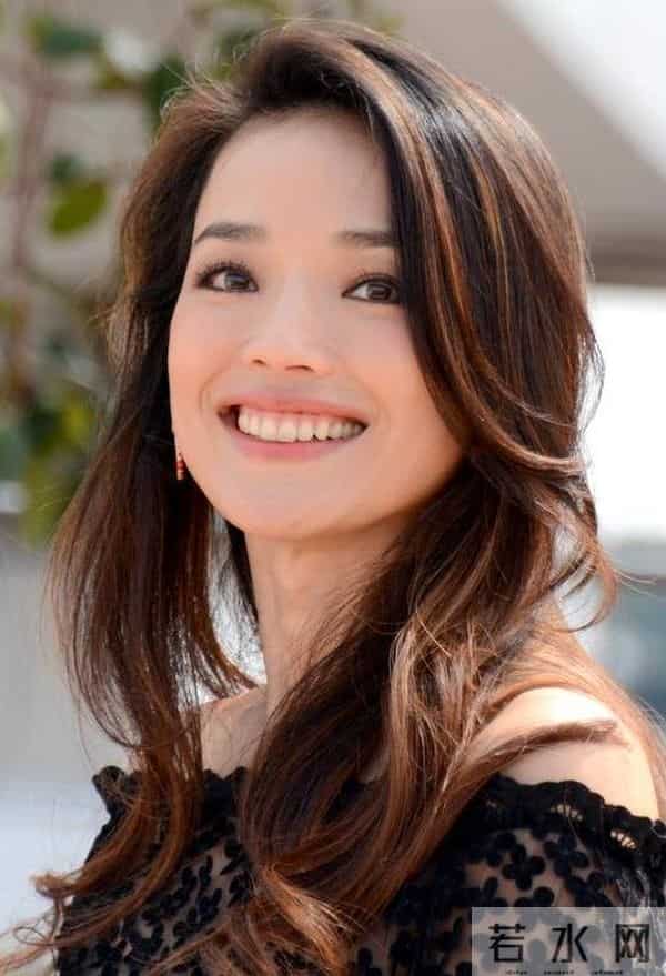 舒淇李丽珍当年都一脱成名，但凭努力都转型成功，演技备受肯定