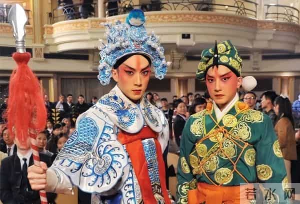 第一代偶像“人气王”,拒绝翻红,身家过亿